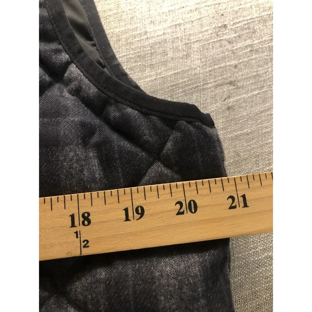 J. Crew Vest Womens Large Gray Black Plaid Quilted Down Puffer Outdoor